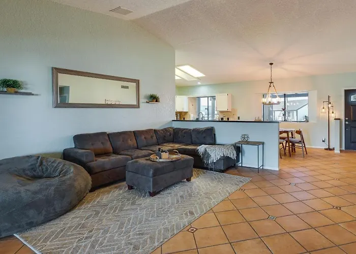 Casa vacanze 4 Mi To Havasu State Park: W/ Mtn Views! *