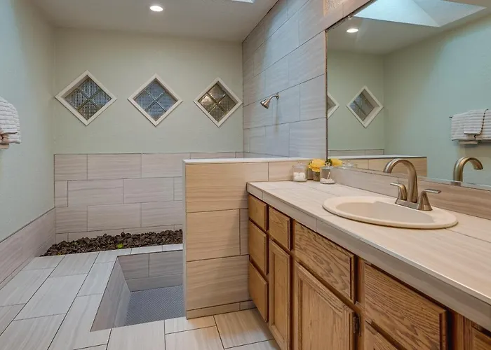 4 Mi To Havasu State Park: W/ Mtn Views! Lake Havasu City